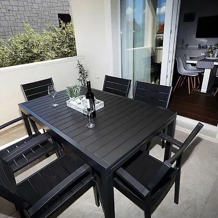 Romarin Apartment *