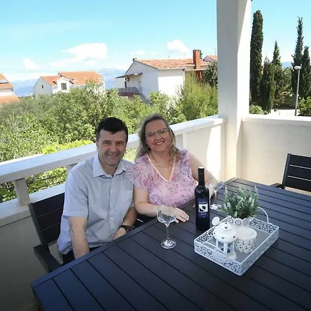 Apartment Romarin Supetar