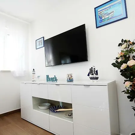 Romarin Apartament *