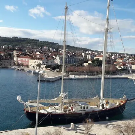 Romarin Supetar